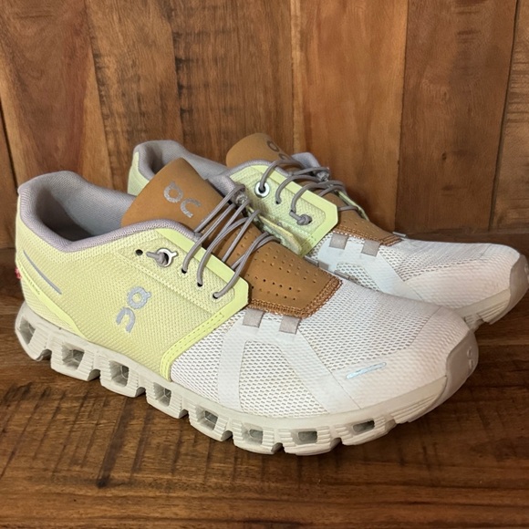 On Running Women’s White and Yellow Athletic Shoes- size 9 - Picture 1 of 9